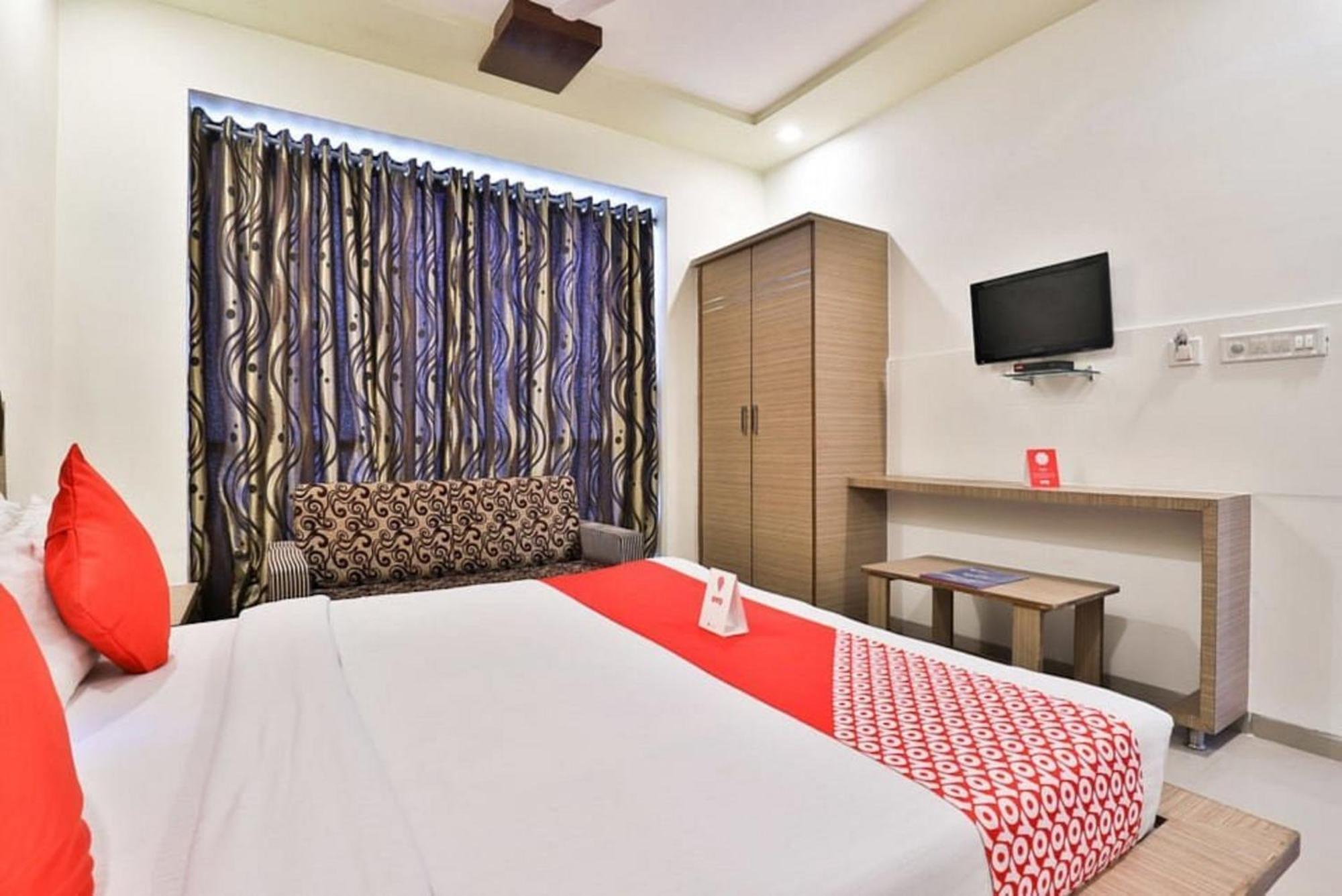 Hotel The Grand Pritam Gandhinagar Dış mekan fotoğraf